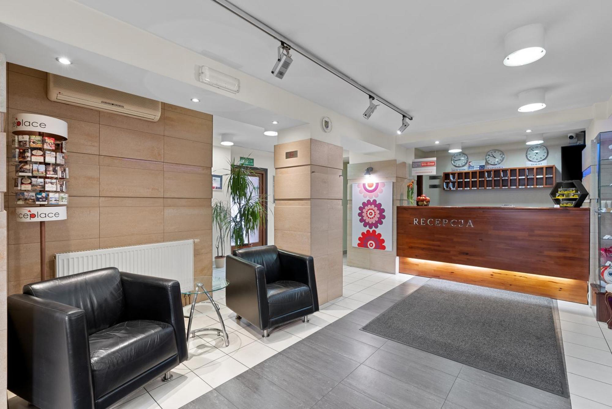 Hotel Diament Economy גליביצ'ה מראה חיצוני תמונה