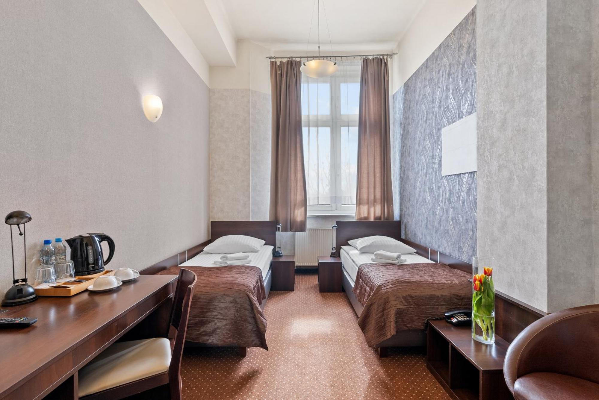 Hotel Diament Economy גליביצ'ה מראה חיצוני תמונה