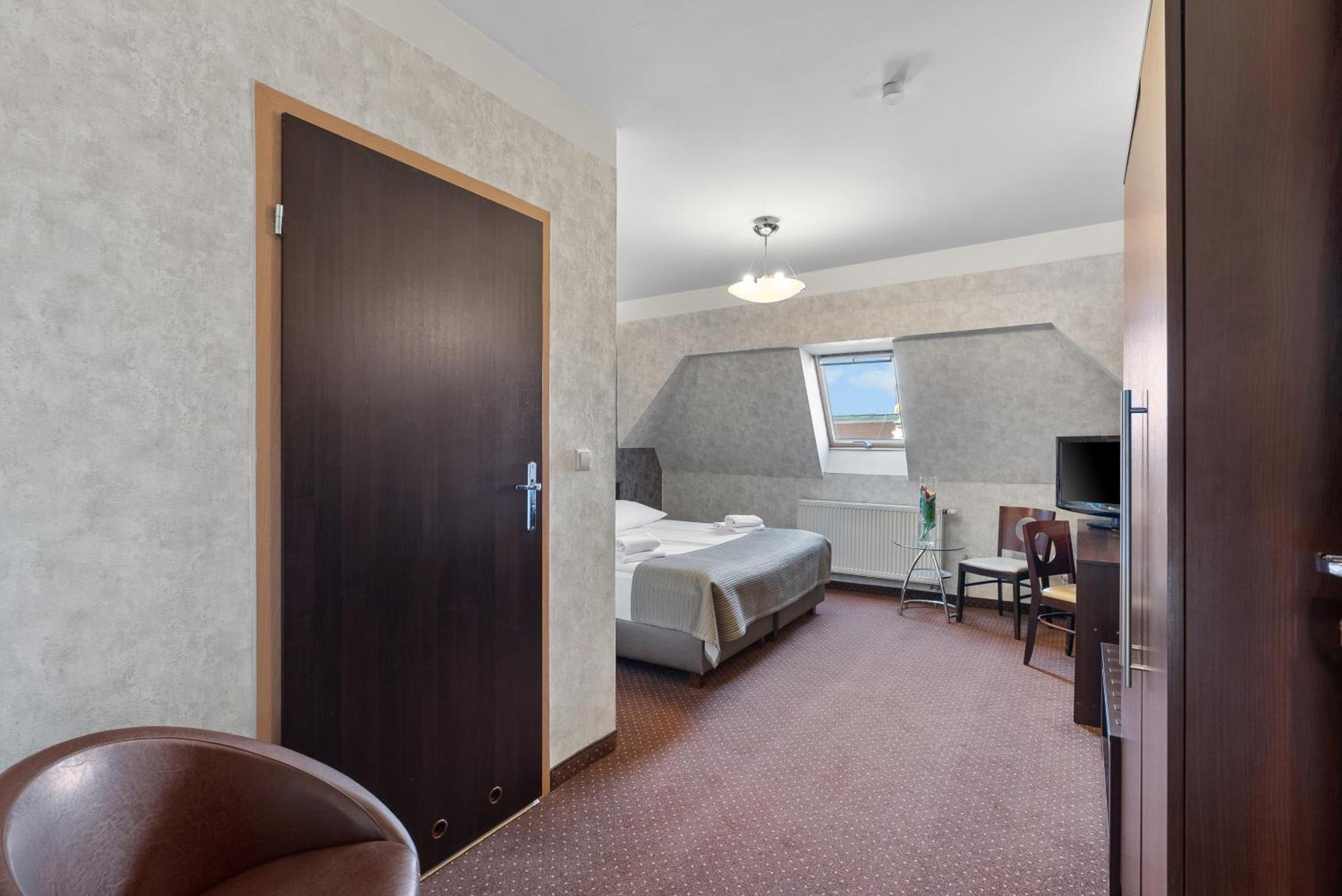 Hotel Diament Economy גליביצ'ה מראה חיצוני תמונה