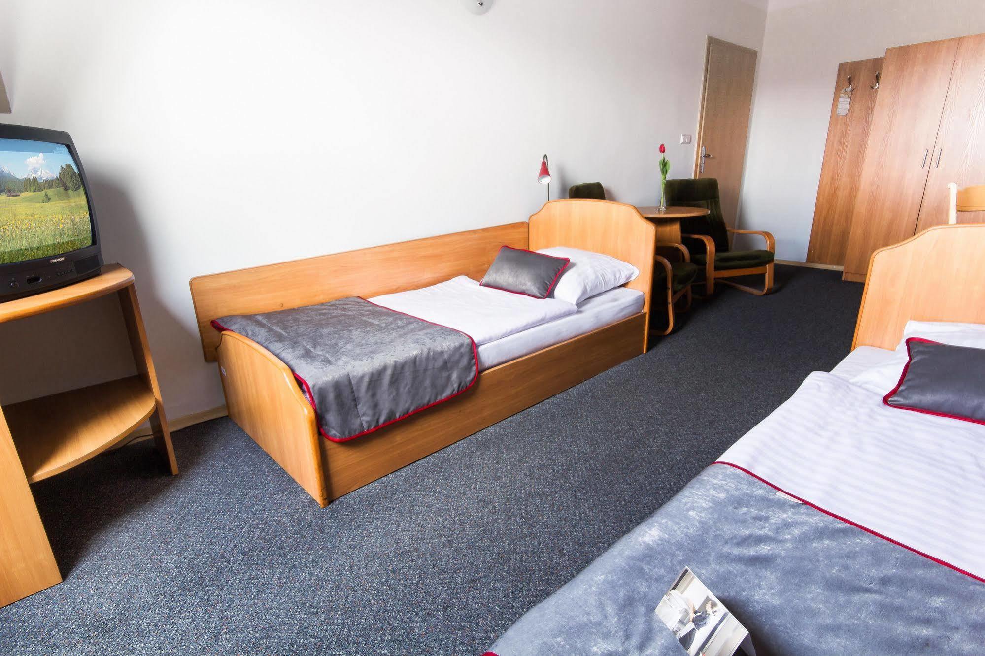 Hotel Diament Economy גליביצ'ה מראה חיצוני תמונה