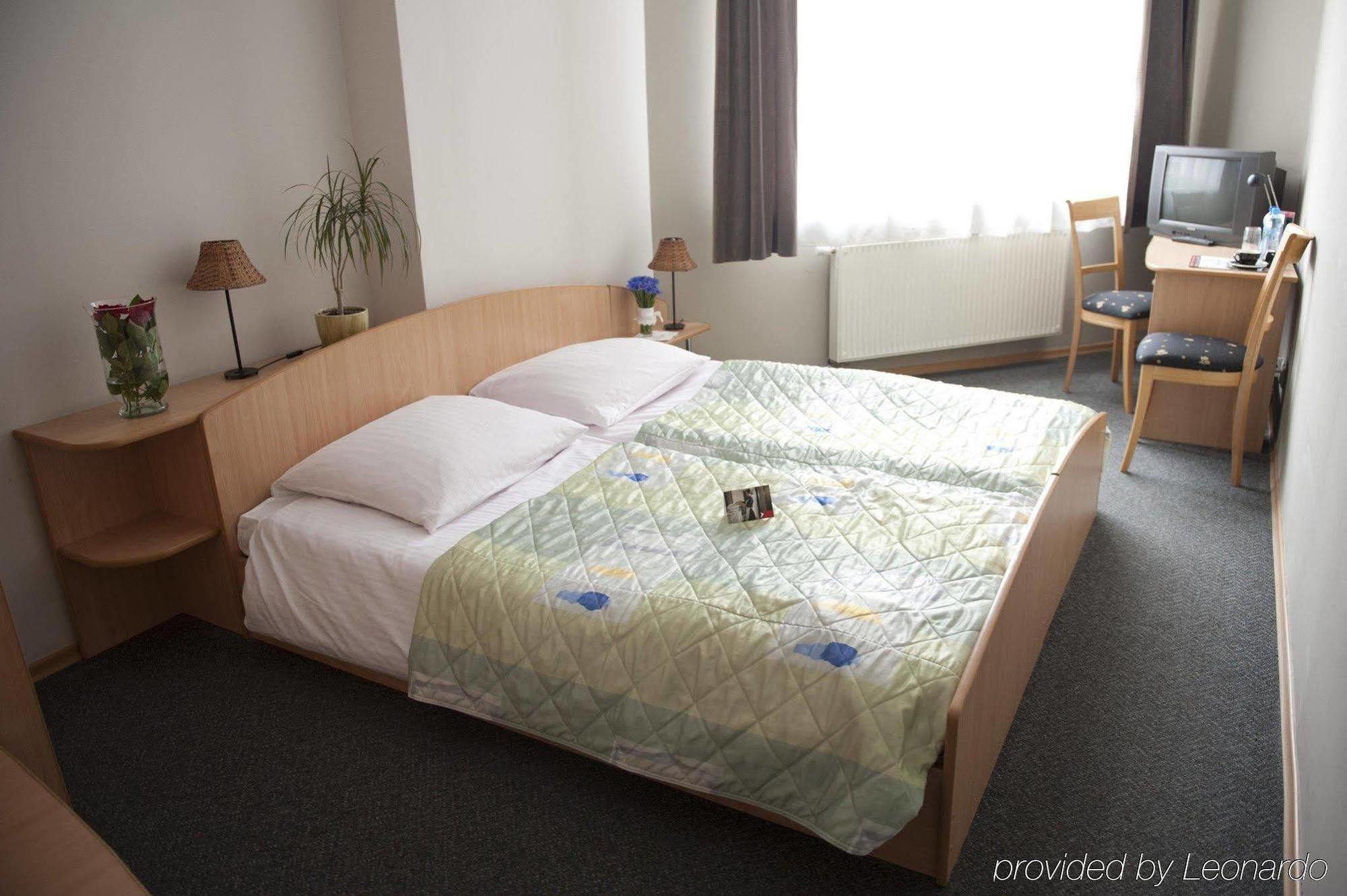 Hotel Diament Economy גליביצ'ה מראה חיצוני תמונה